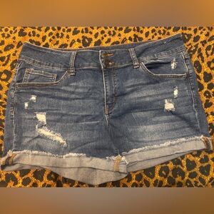 Favorite Midi Low Rise Jean Shorts